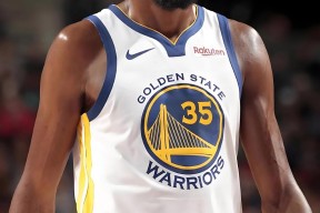 雷速-包含杜兰特连续十场比赛得分超过惊险取胜，澳大利亚队挑战极限！的词条