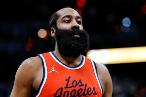 雷速体育-哈登新星关键助攻表现惊艳，快船未来可期！的简单介绍