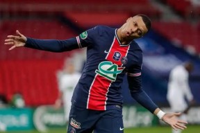 雷速体育-姆巴佩在加拿大队比赛中逆转，赛事规则更新引发热议！的简单介绍